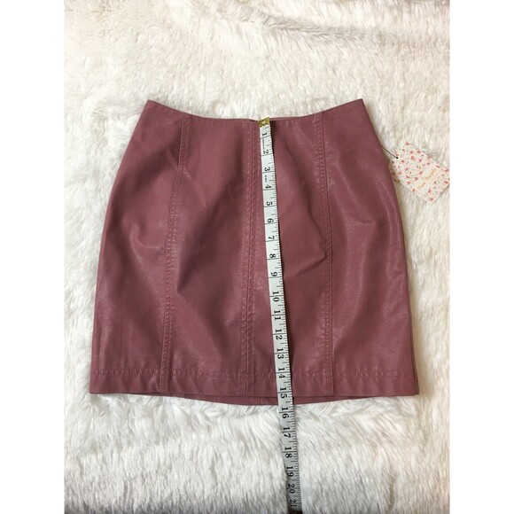 Free People Mini Skirt Pink Size 0 Faux Leather Party Night Out Casual Zip - Picture 10 of 10